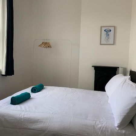 2 Double Bedroom Flat, Central Location Bristol Exterior photo