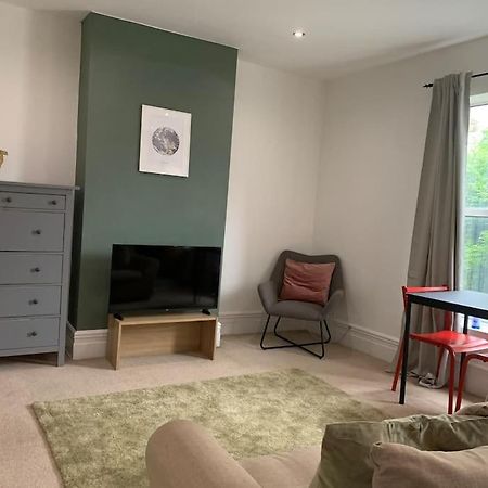 2 Double Bedroom Flat, Central Location Bristol Exterior photo