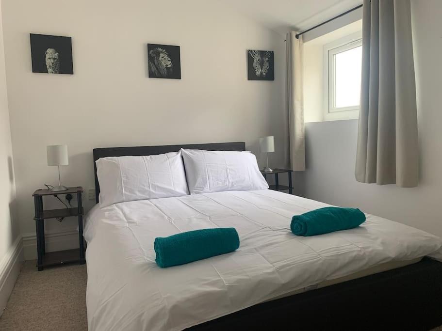 2 Double Bedroom Flat, Central Location Bristol Exterior photo
